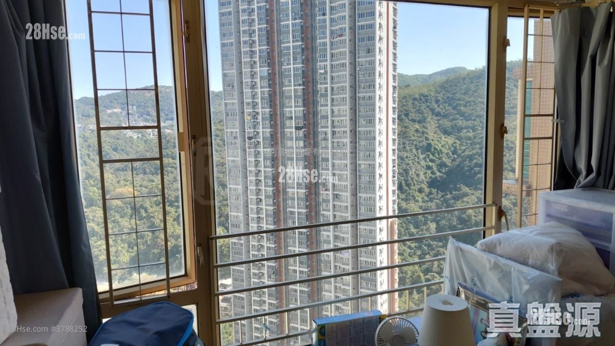 La Cite Noble Sell 2 Bedrooms , 1 Bathroom 436 ft²