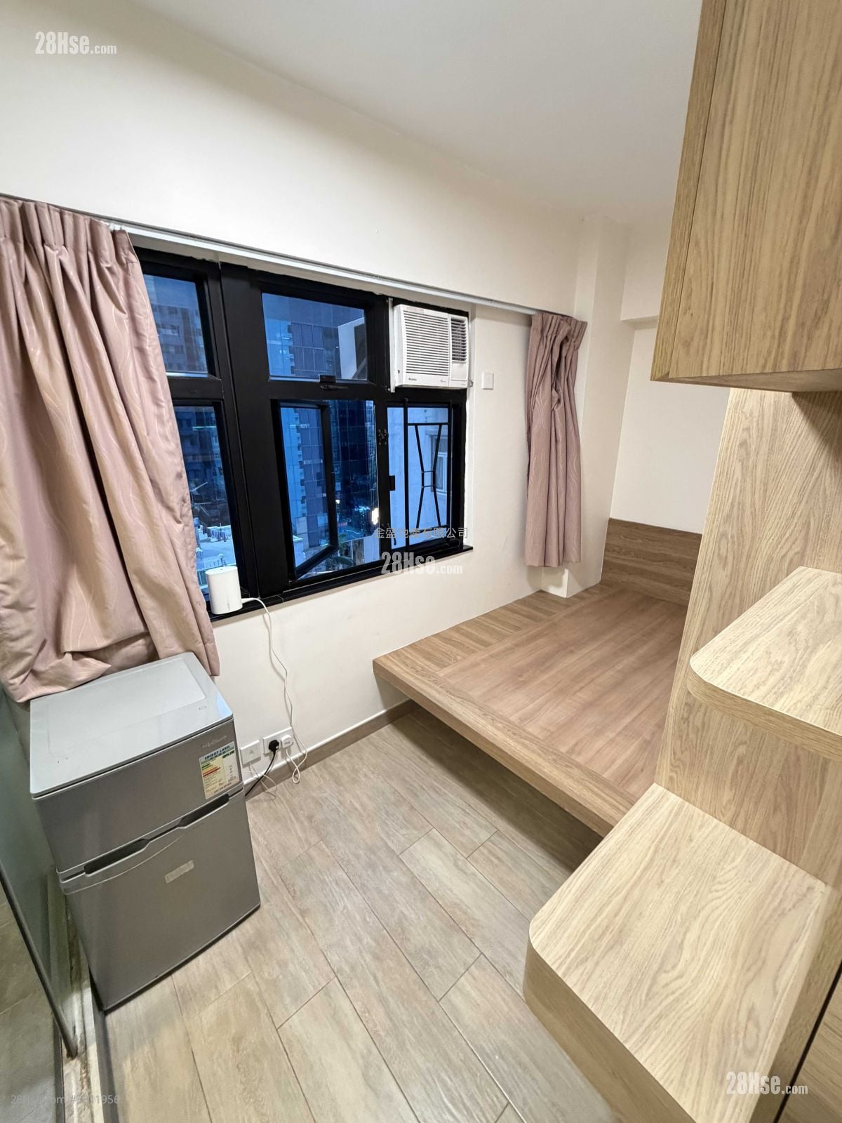 Yuet Ming Building Rental 1 Bathroom 140 ft²