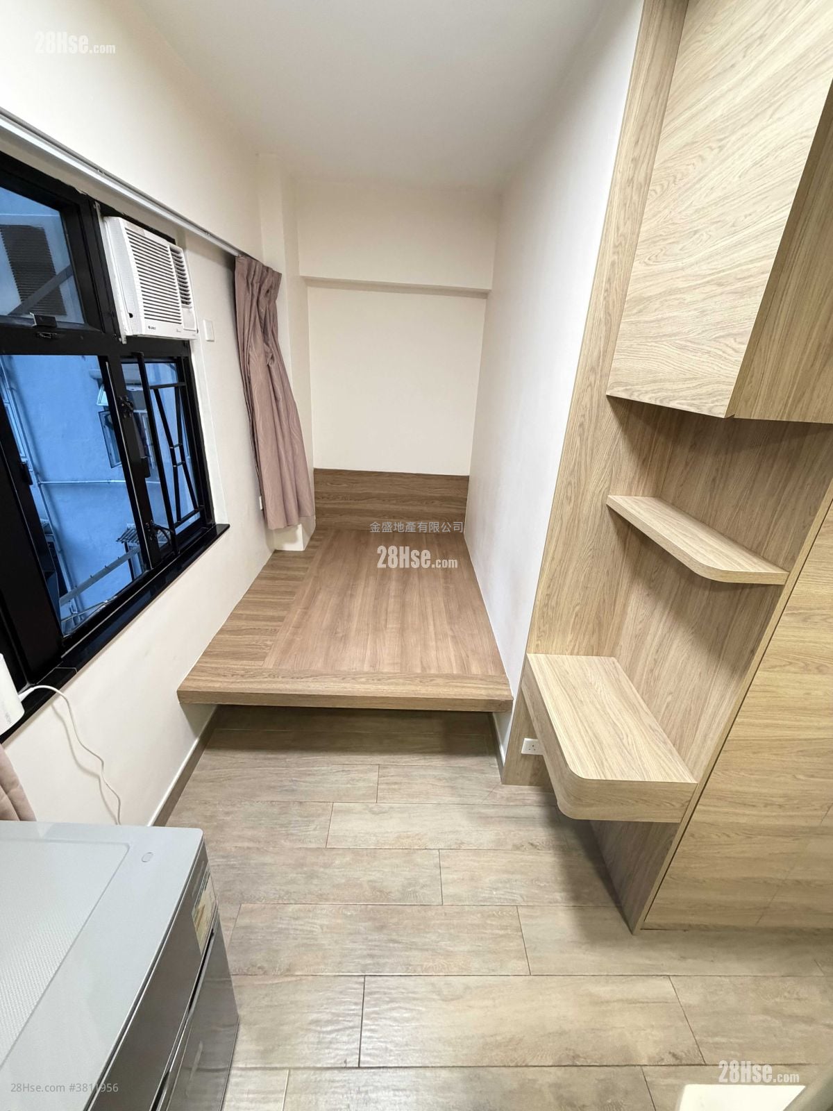 Yuet Ming Building Rental 1 Bathroom 140 ft²