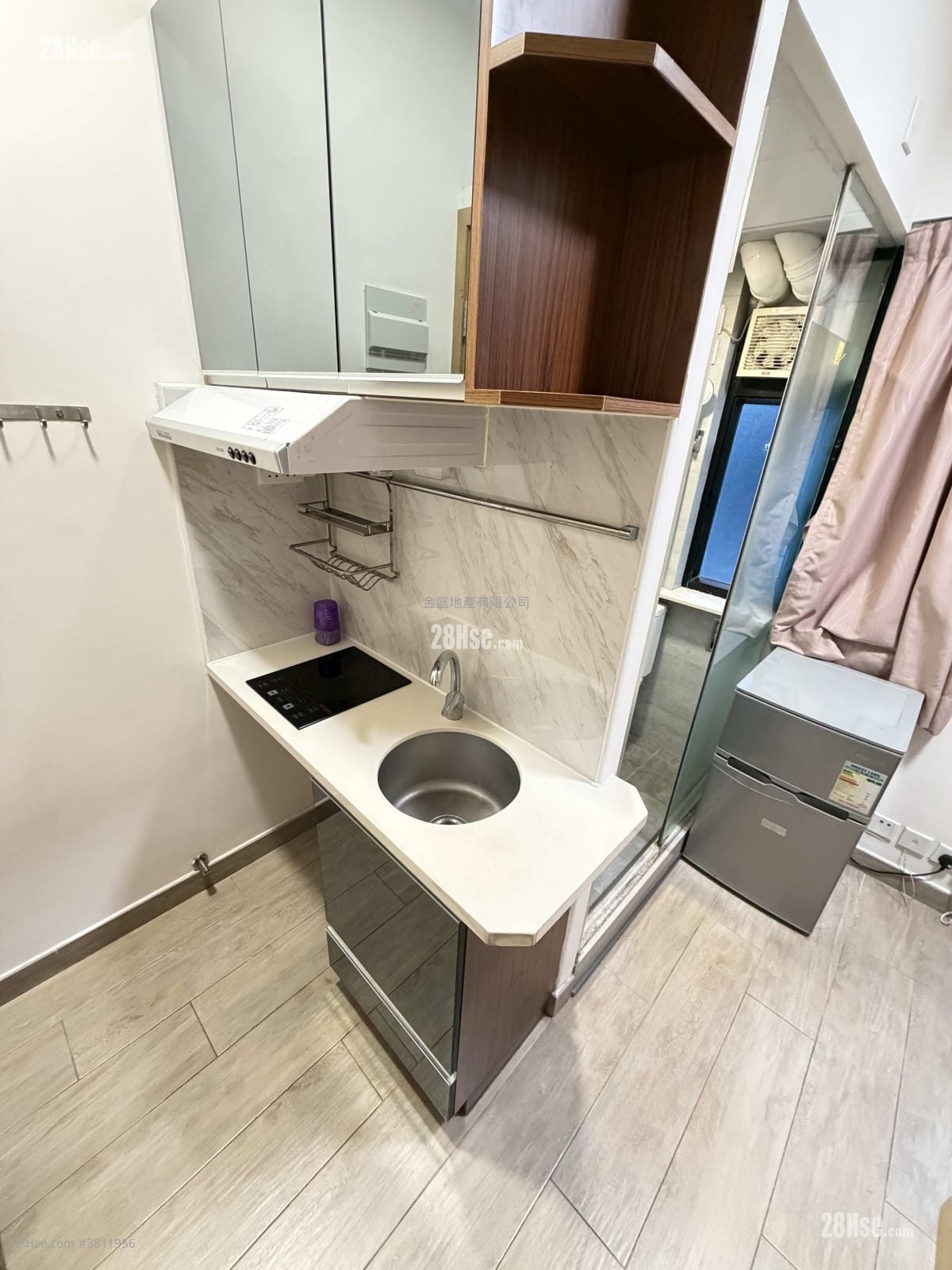 Yuet Ming Building Rental 1 Bathroom 140 ft²