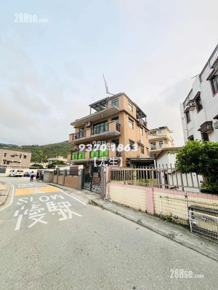 村屋 售盘 3 房 , 1 浴室 700 平方尺