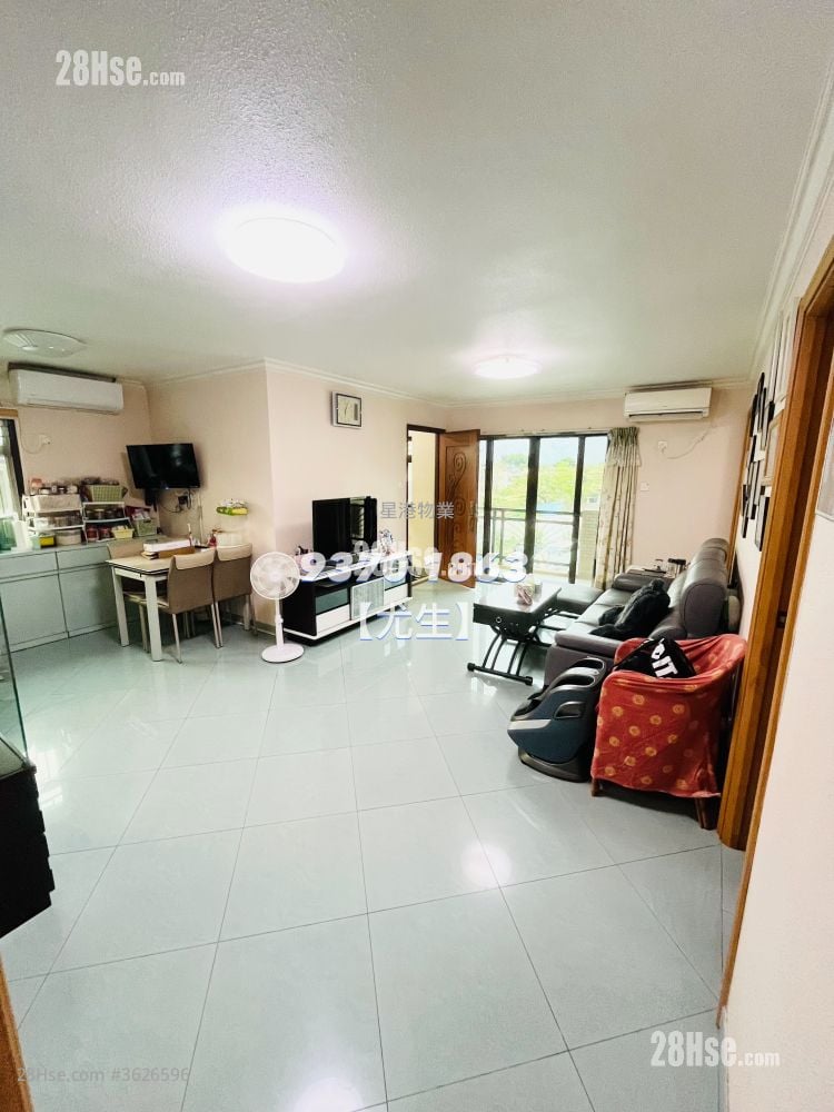 村屋 售盘 3 房 , 1 浴室 700 平方尺