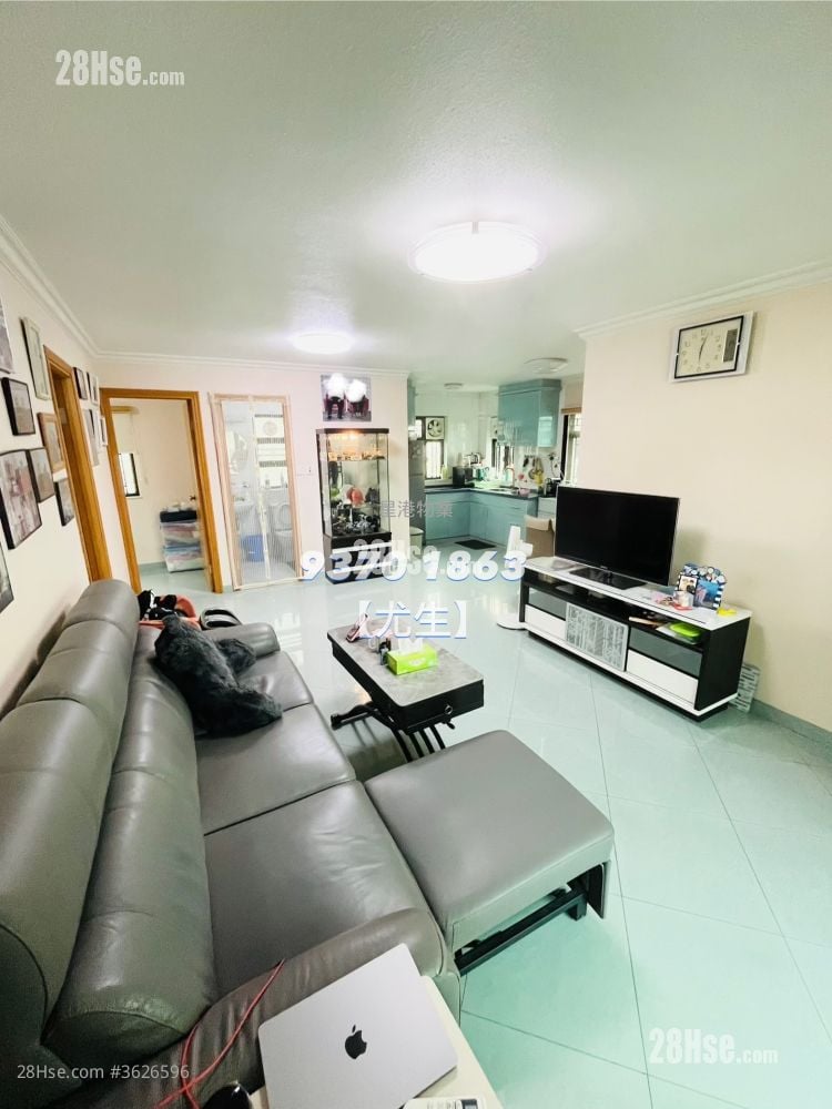 村屋 售盘 3 房 , 1 浴室 700 平方尺