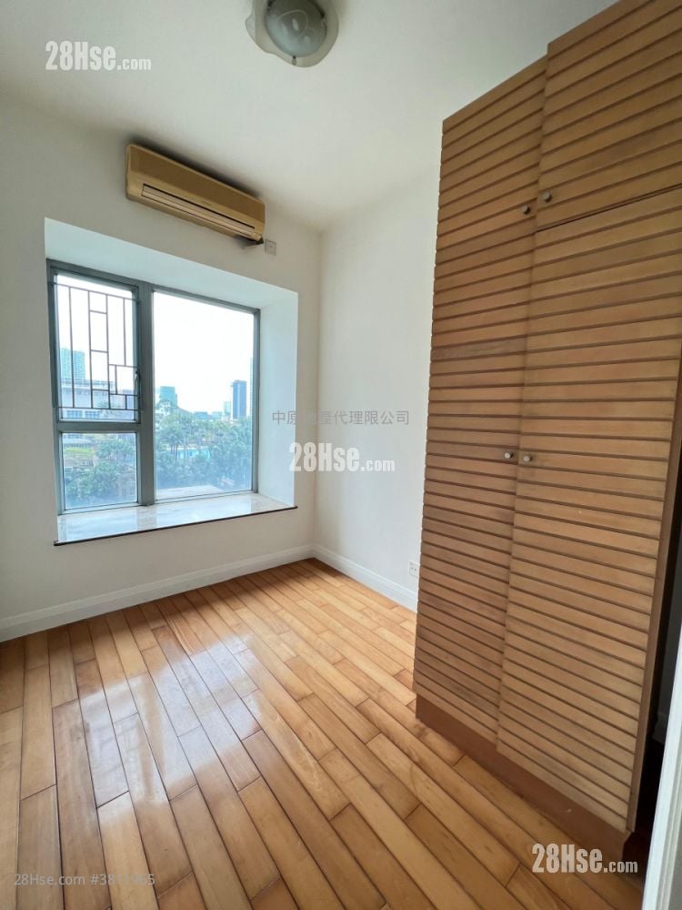 映湾园 售盘 4 房 , 2 浴室 956 平方尺