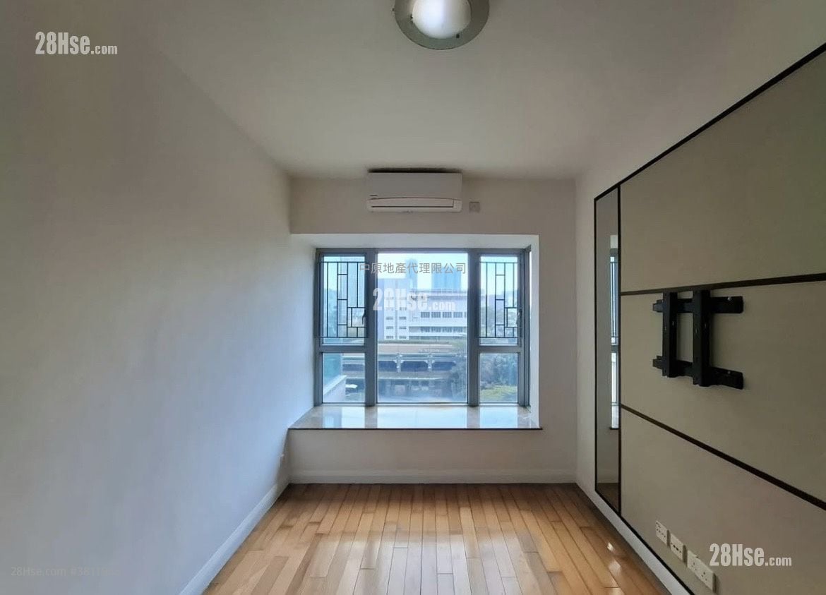 映湾园 售盘 4 房 , 2 浴室 956 平方尺