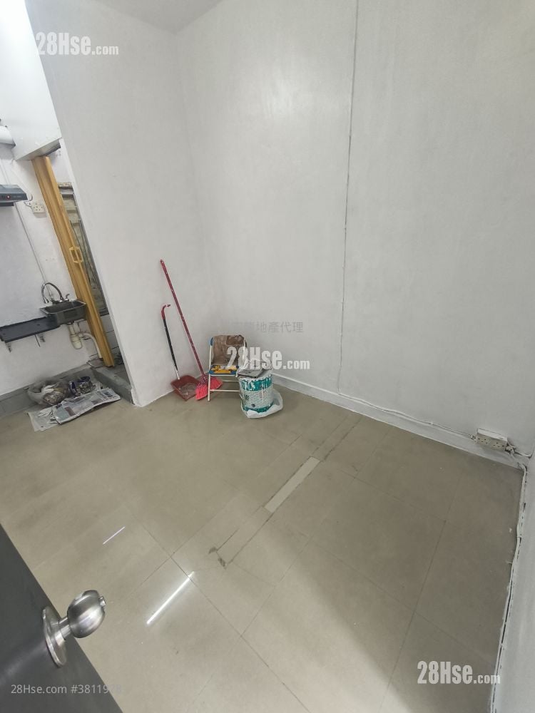 Yin Hing Building Rental 1 Bedroom 160 ft²