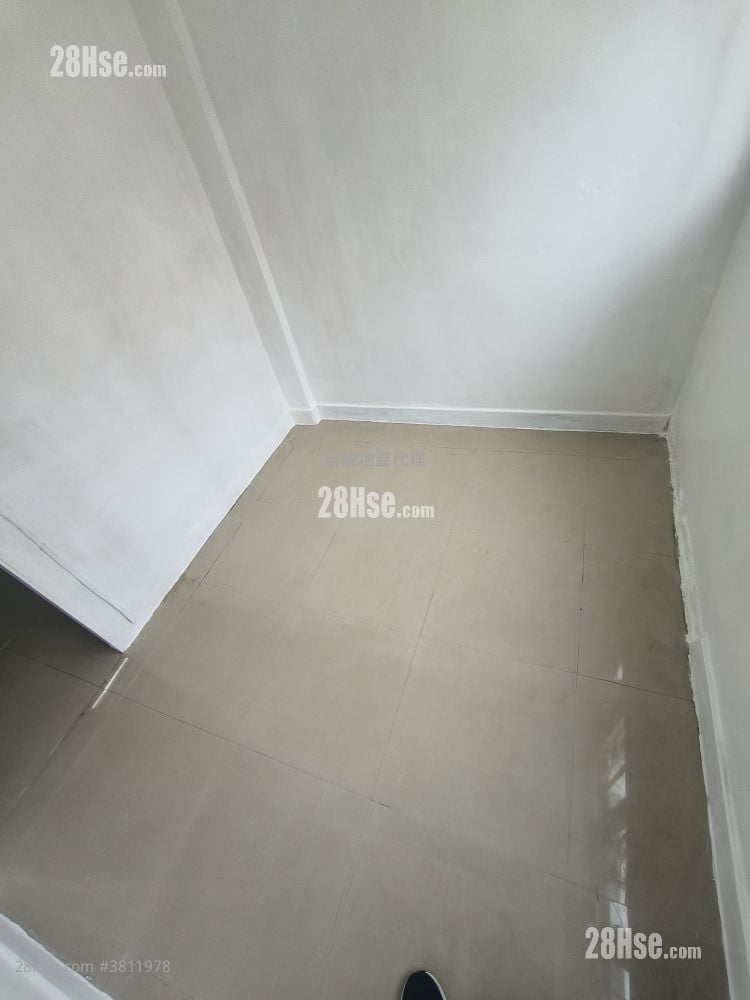 Yin Hing Building Rental 1 Bedroom 160 ft²