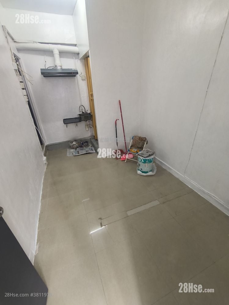Yin Hing Building Rental 1 Bedroom 160 ft²