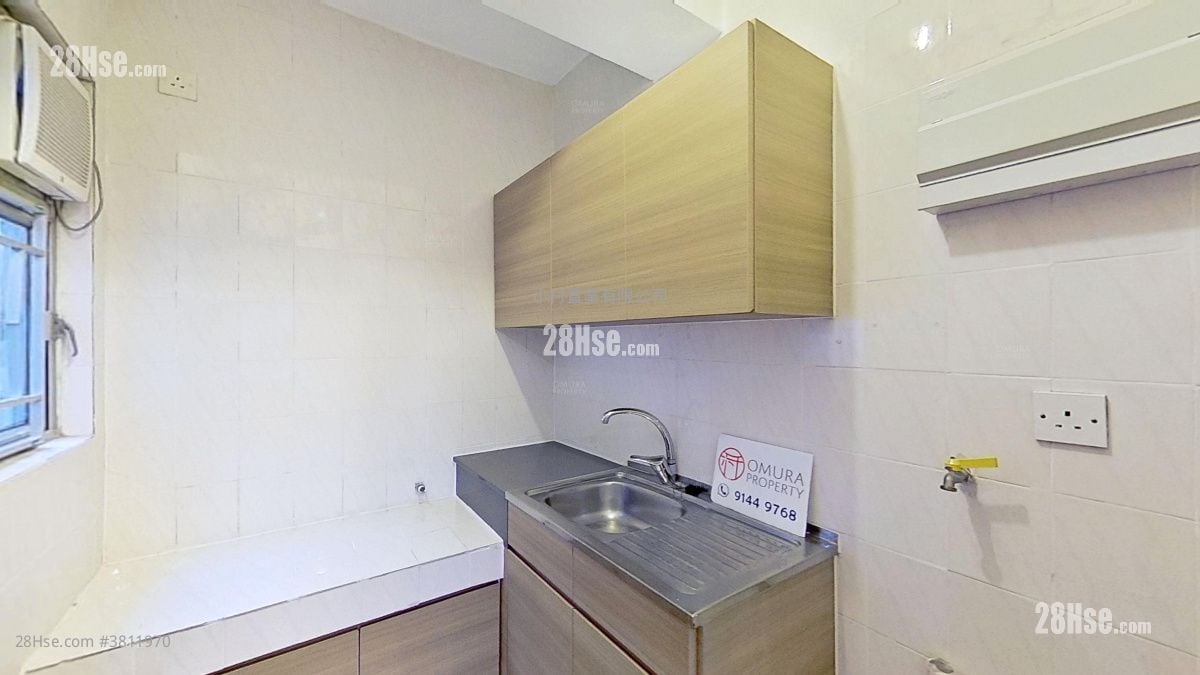 kitchen: Tung Shing Terrace Rental 2 Bedrooms , 1 Bathroom 364 ft²