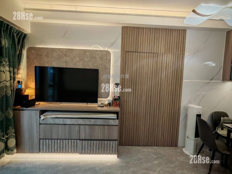 Victoria Skye Sell 2 Bedrooms , 1 Bathroom 504 ft²