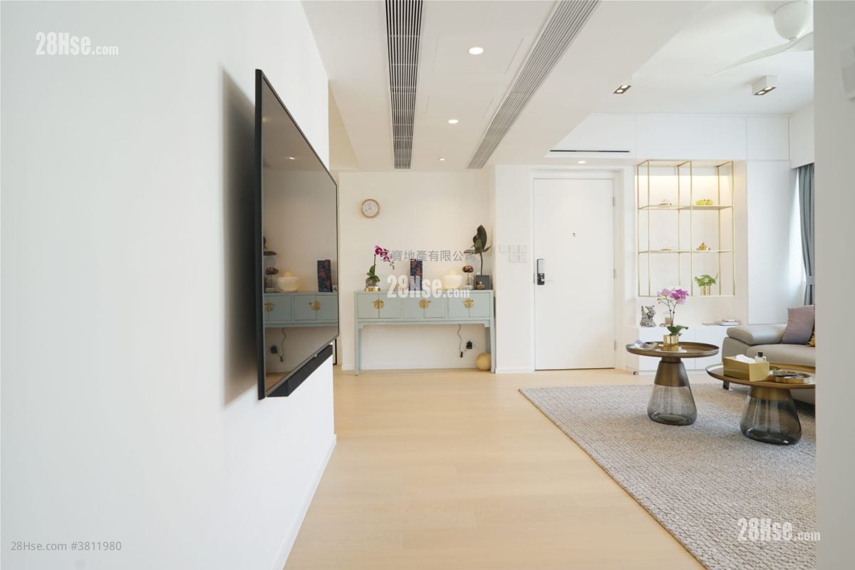 Y. Y. Mansions Sell 3 Bedrooms , 2 Bathrooms 1,112 ft²