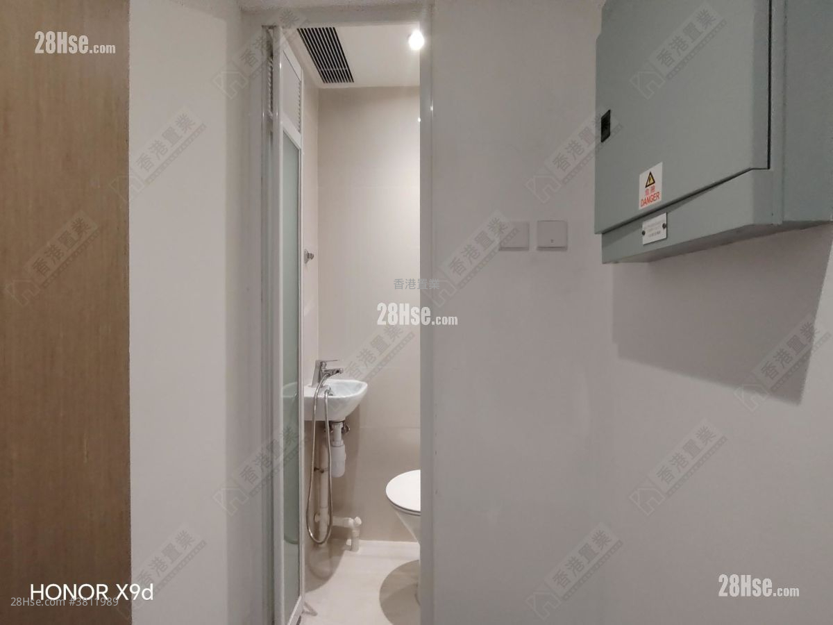 尚珒溋 售盘 4 房 , 3 浴室 760 平方尺