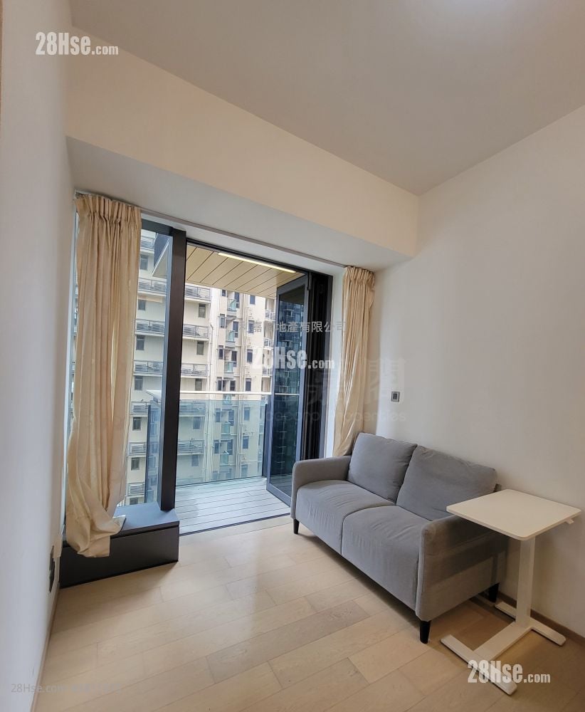 Eltanin Square Mile Rental 1 Bedroom , 1 Bathroom 256 ft²