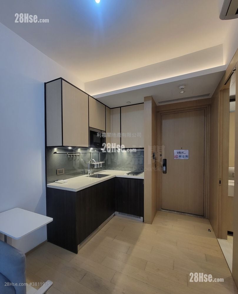 Eltanin Square Mile Rental 1 Bedroom , 1 Bathroom 256 ft²