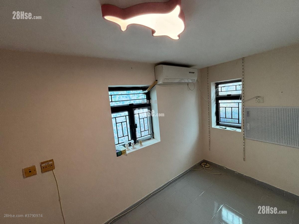 Village Rental 2 Bedrooms , 1 Bathroom