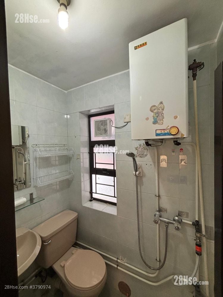 Village Rental 2 Bedrooms , 1 Bathroom