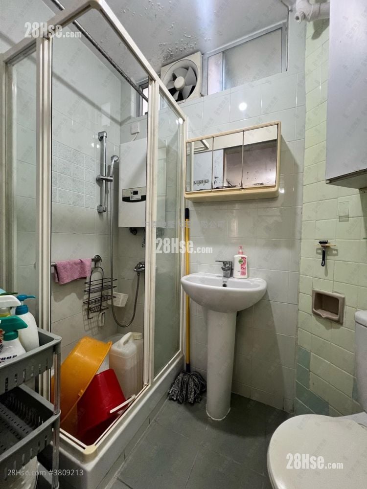 浩明苑 售盘 2 房 489 平方尺