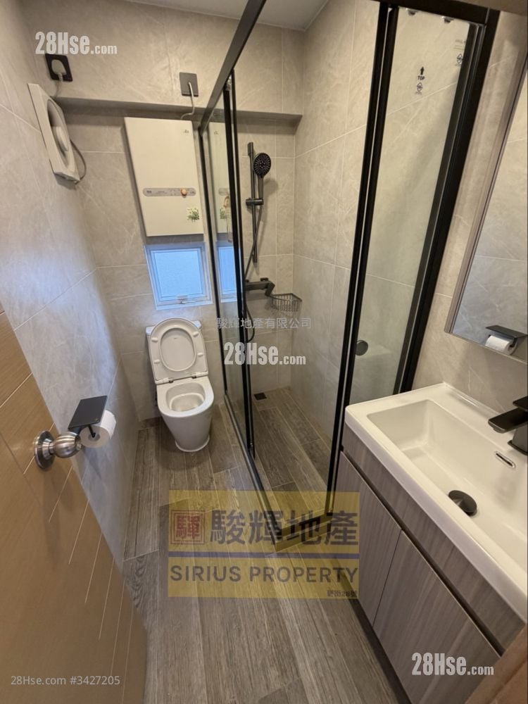 Green View Court Sell 2 Bedrooms , 1 Bathroom 326 ft²