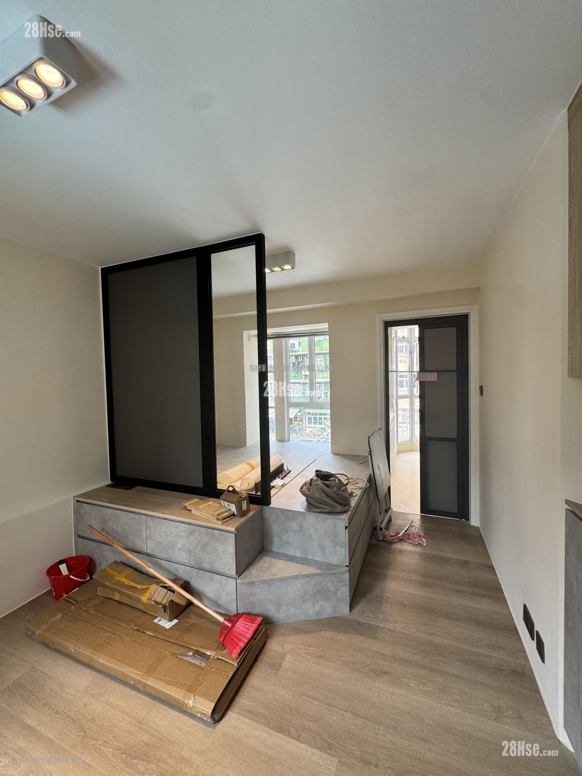 大南花園 租盤 開放式間隔 , 1 浴室 216 平方呎