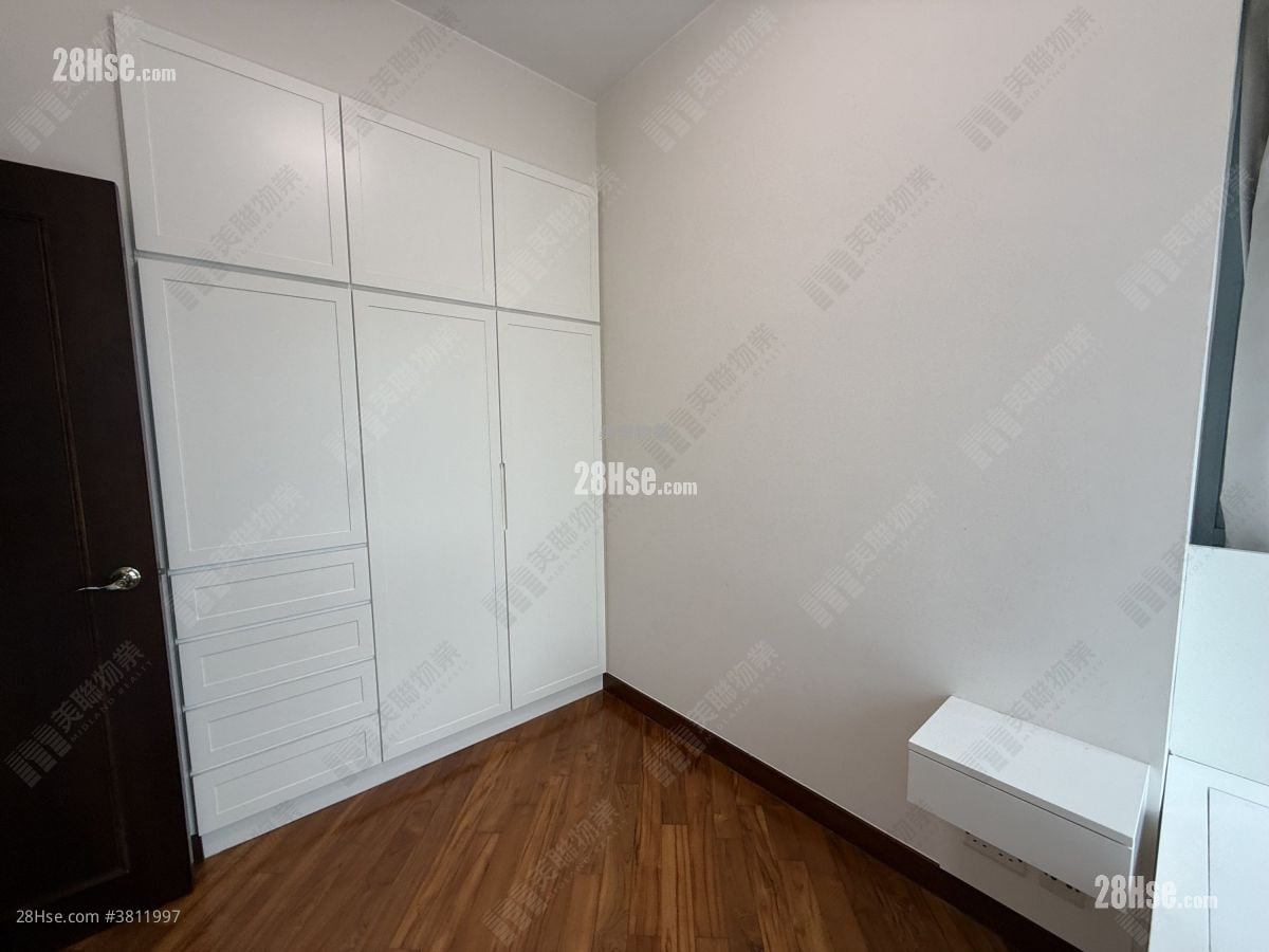 主人房: 御龙山 租盘 2 房 , 1 浴室 554 平方尺