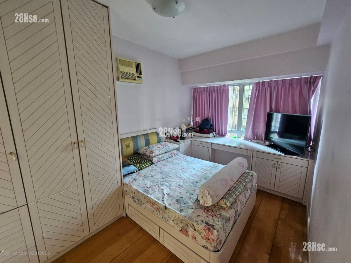 愉景花园 售盘 3 房 , 2 浴室 688 平方尺