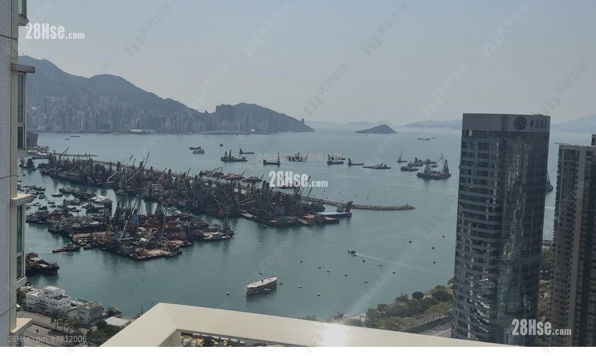 Florient Rise Sell 3 Bedrooms , 2 Bathrooms 635 ft²