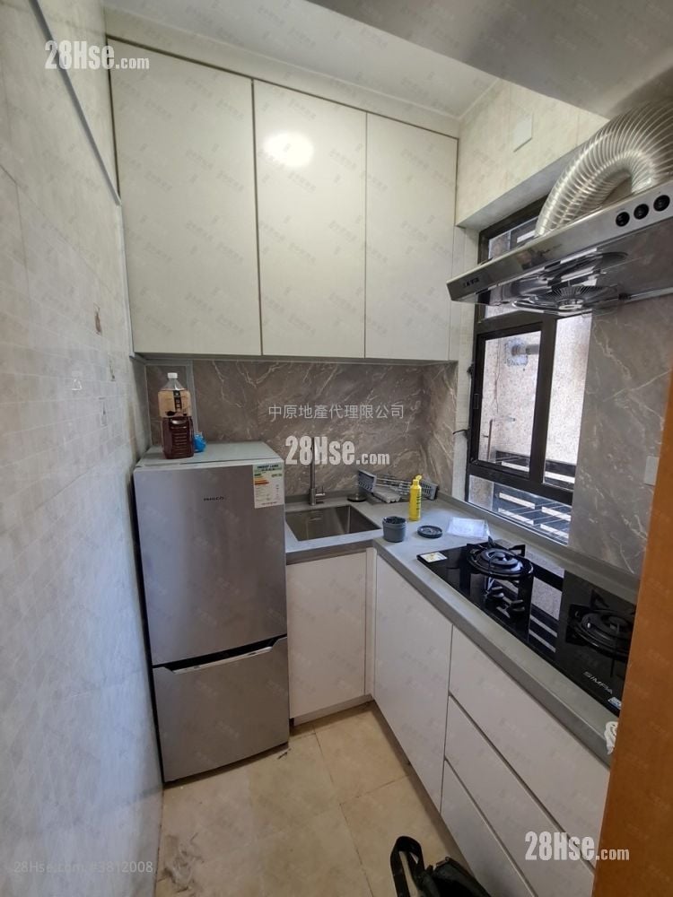 伟华中心 售盘 2 房 358 平方尺