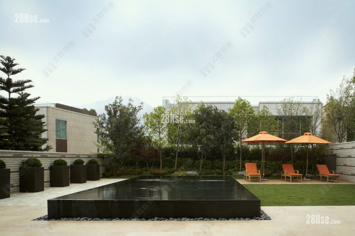 葡萄园 售盘 3 房 2,389 平方尺