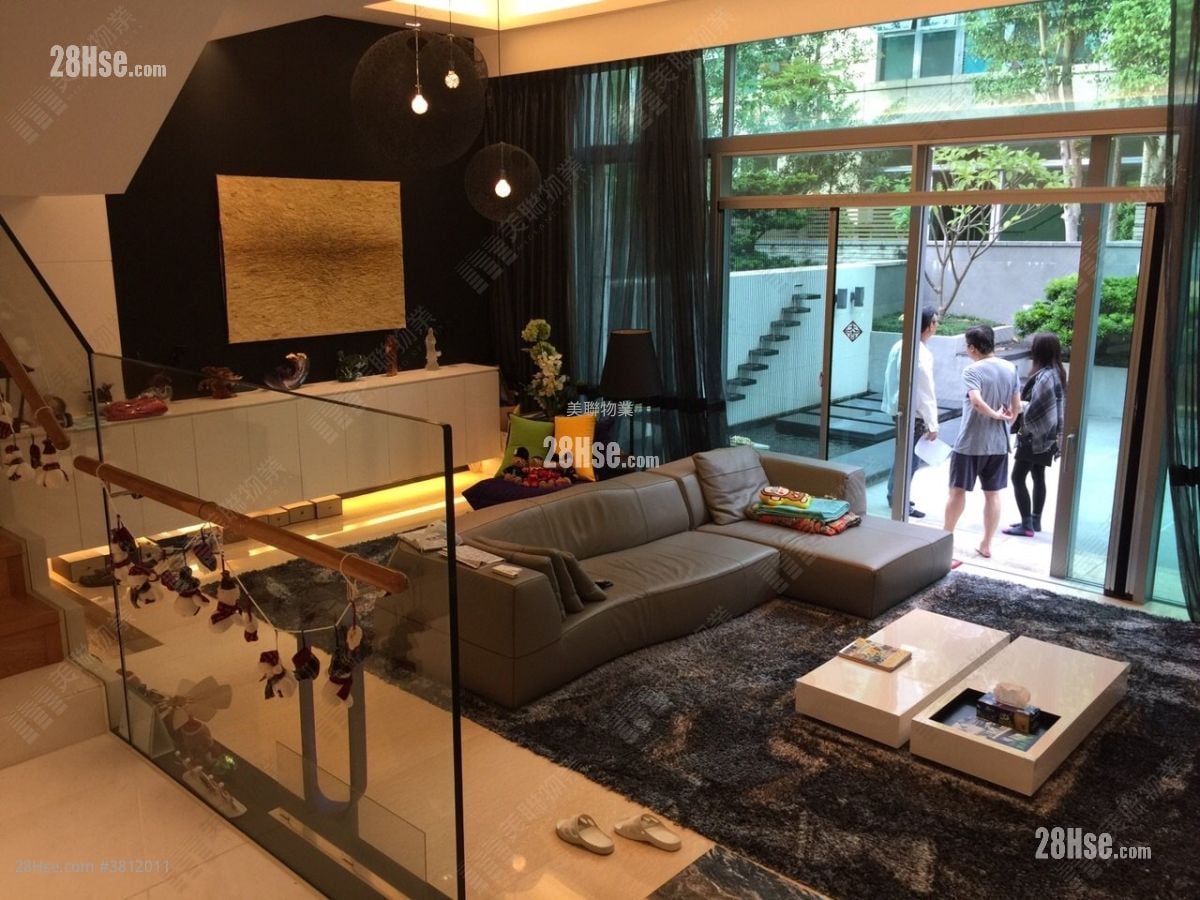 葡萄园 售盘 3 房 2,389 平方尺