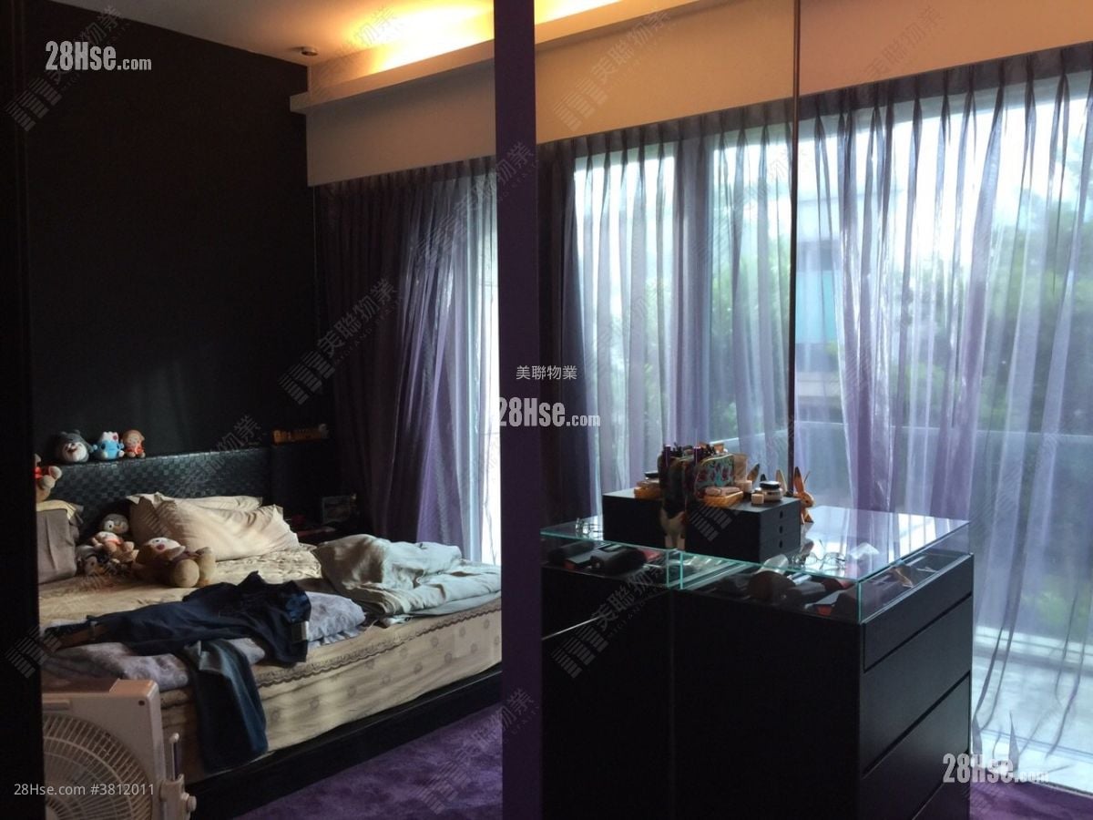 葡萄园 售盘 3 房 2,389 平方尺