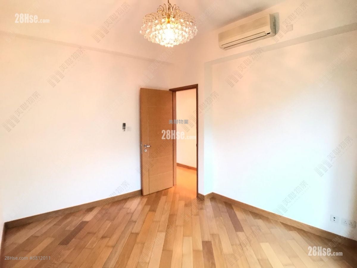 葡萄园 售盘 3 房 2,389 平方尺