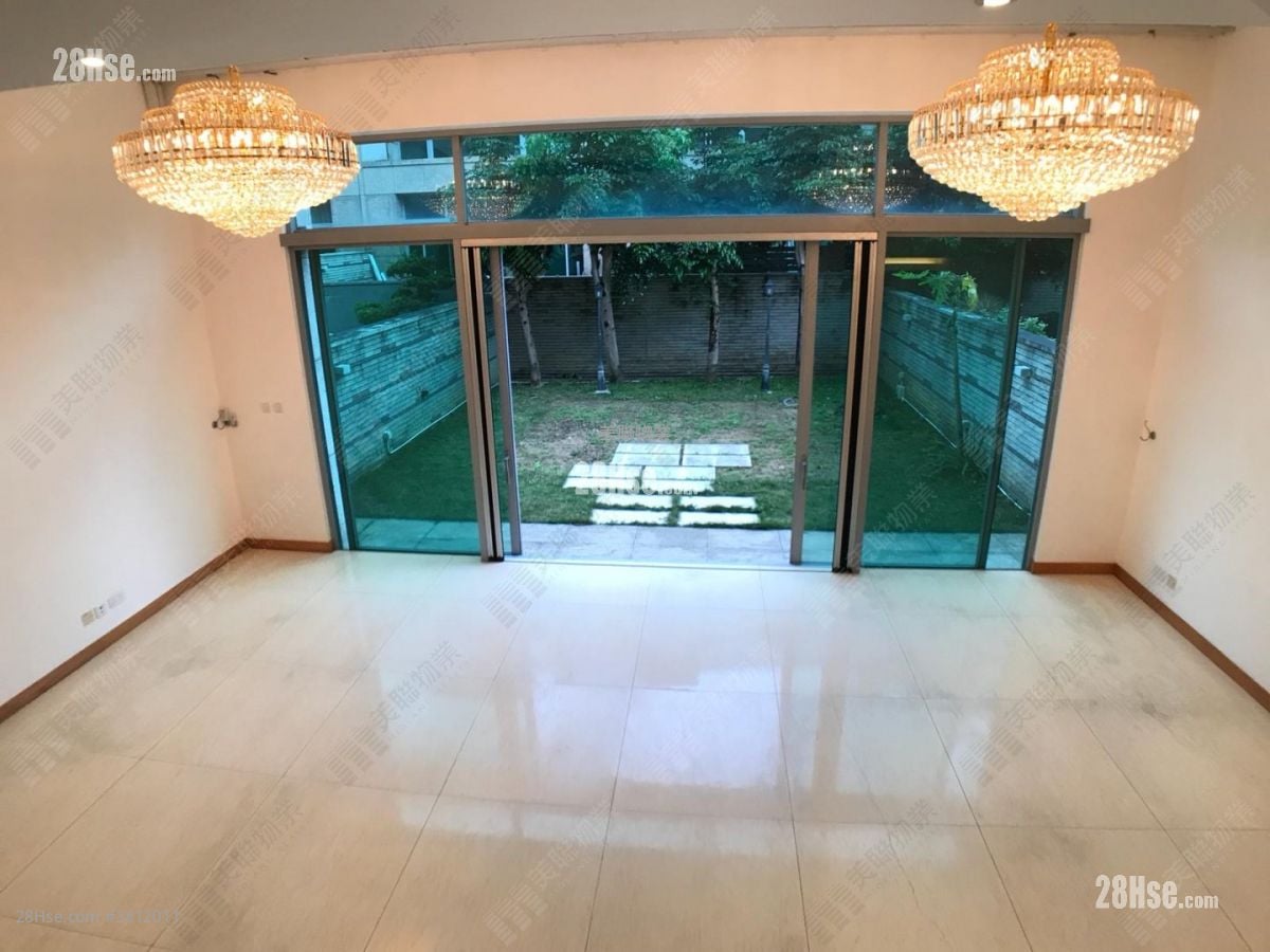 葡萄园 售盘 3 房 2,389 平方尺