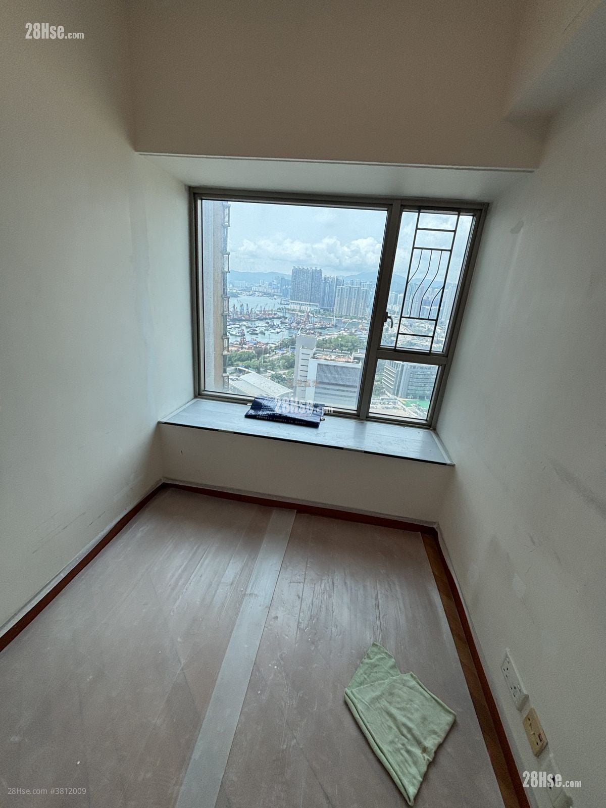 擎天半岛 租盘 3 房 , 3 浴室 853 平方尺