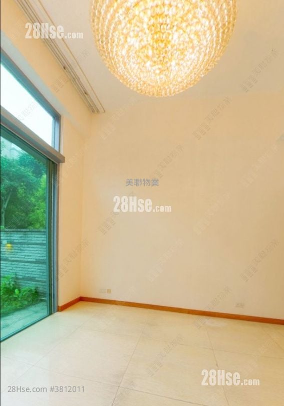 葡萄园 售盘 3 房 2,389 平方尺