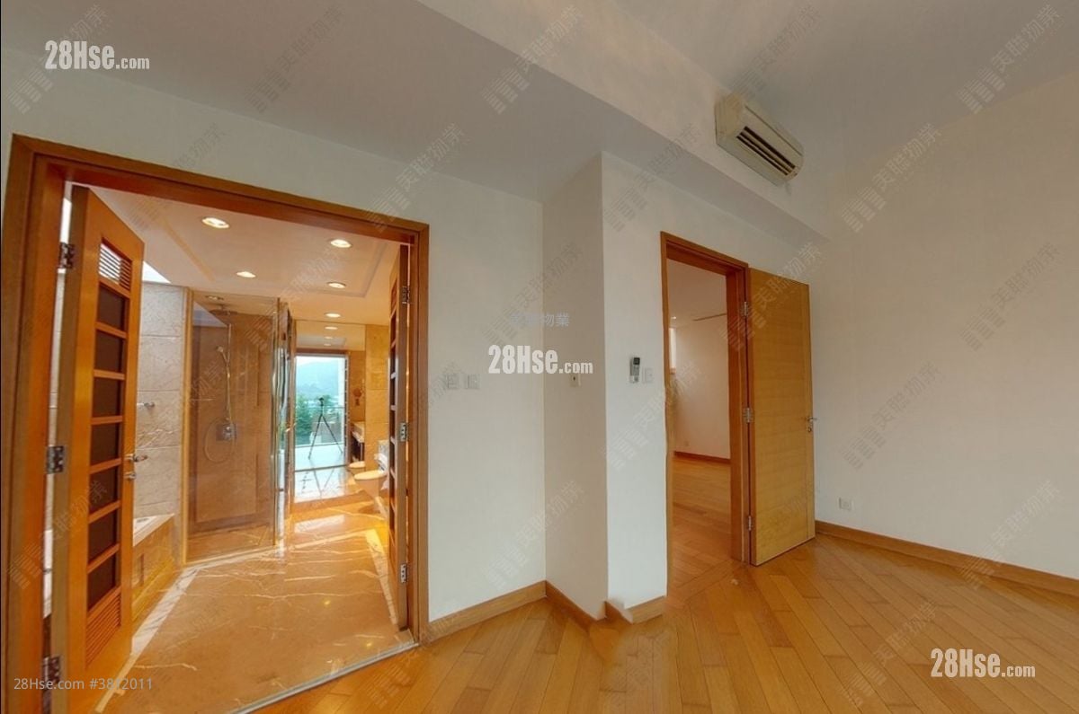 葡萄园 售盘 3 房 2,389 平方尺