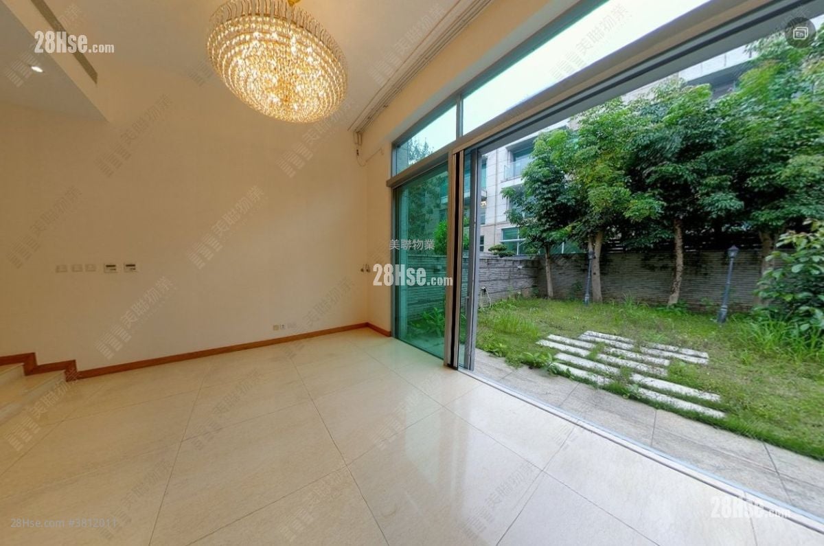 葡萄园 售盘 3 房 2,389 平方尺