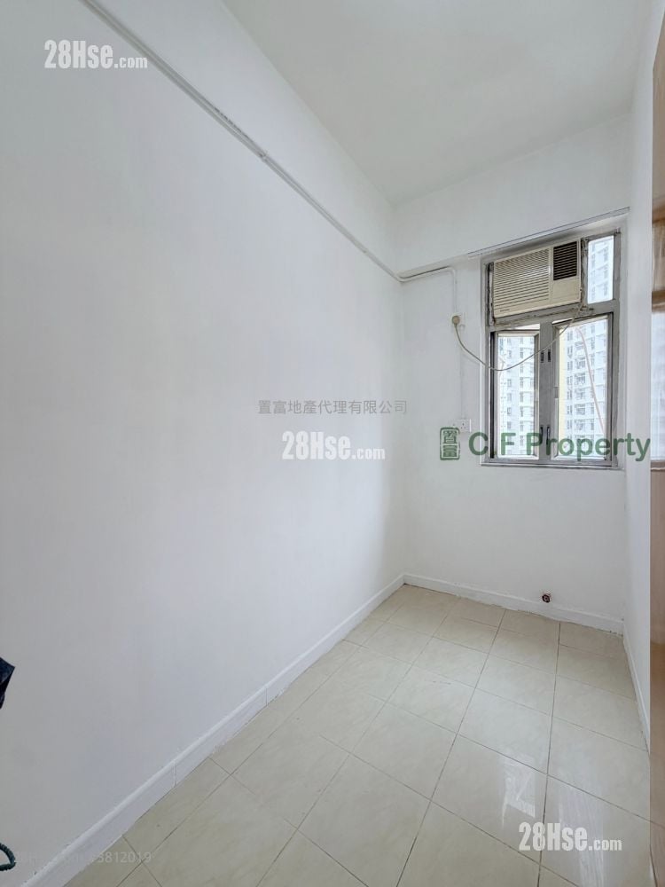 单幢楼房 租盘 3 房 , 1 浴室 435 平方尺