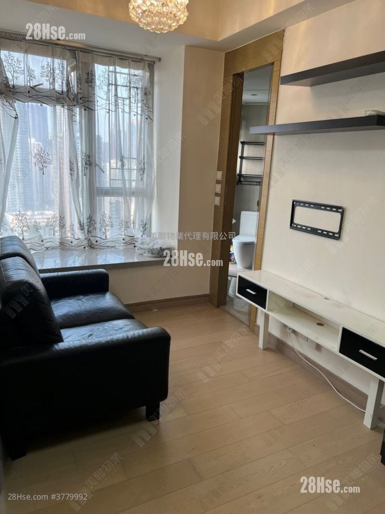 The Reach Rental 2 Bedrooms , 1 Bathroom 356 ft²