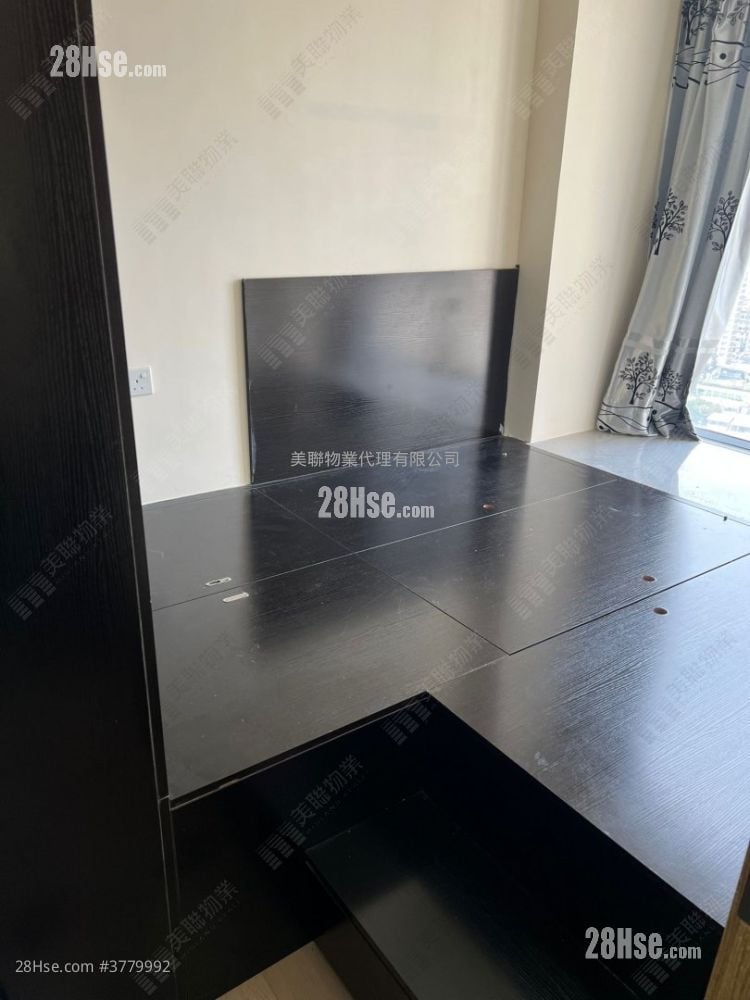 The Reach Rental 2 Bedrooms , 1 Bathroom 356 ft²