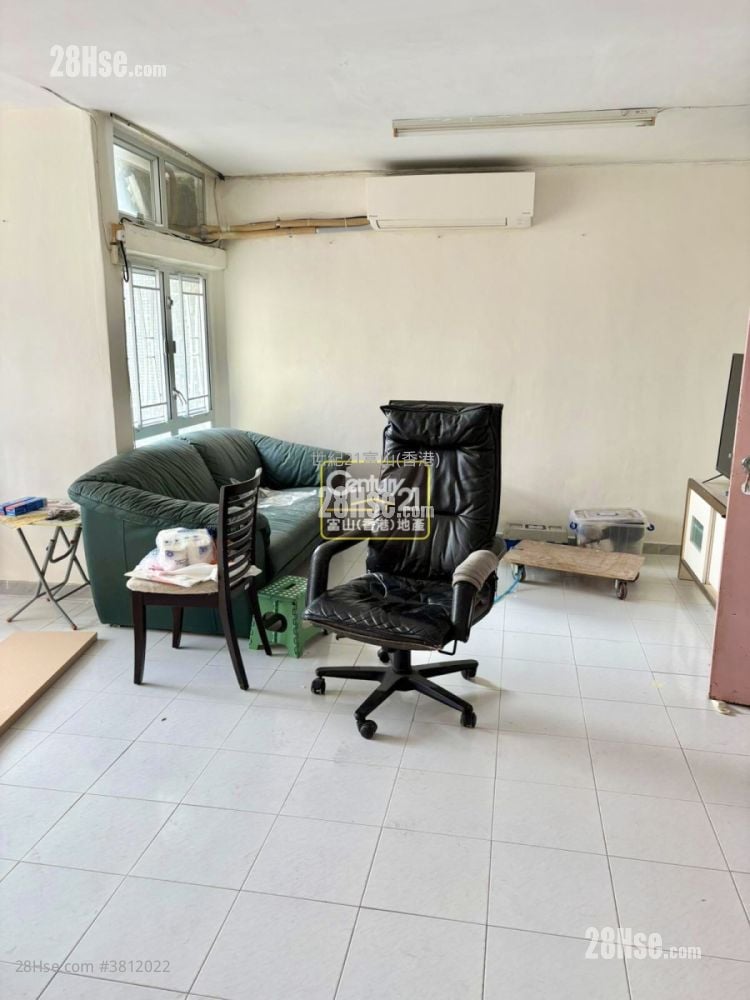 凤德邨 售盘 2 房 , 1 浴室 443 平方尺