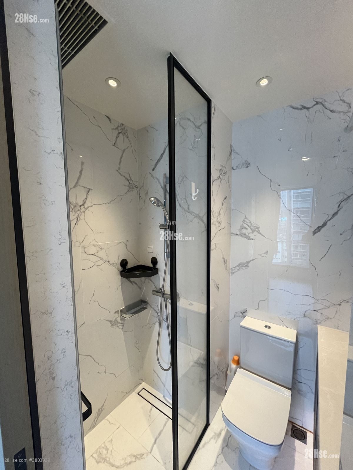 维峯浚汇 租盘 1 房 , 1 浴室 277 平方尺