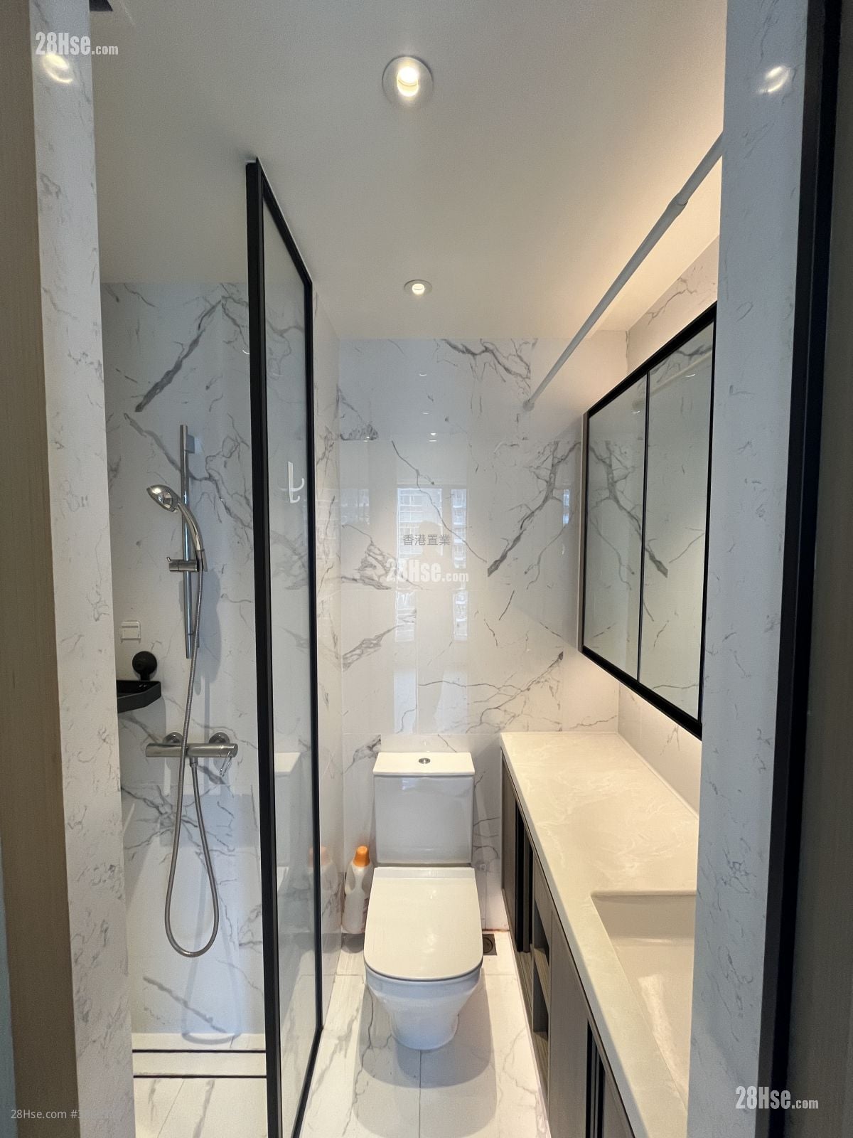 维峯浚汇 租盘 1 房 , 1 浴室 277 平方尺