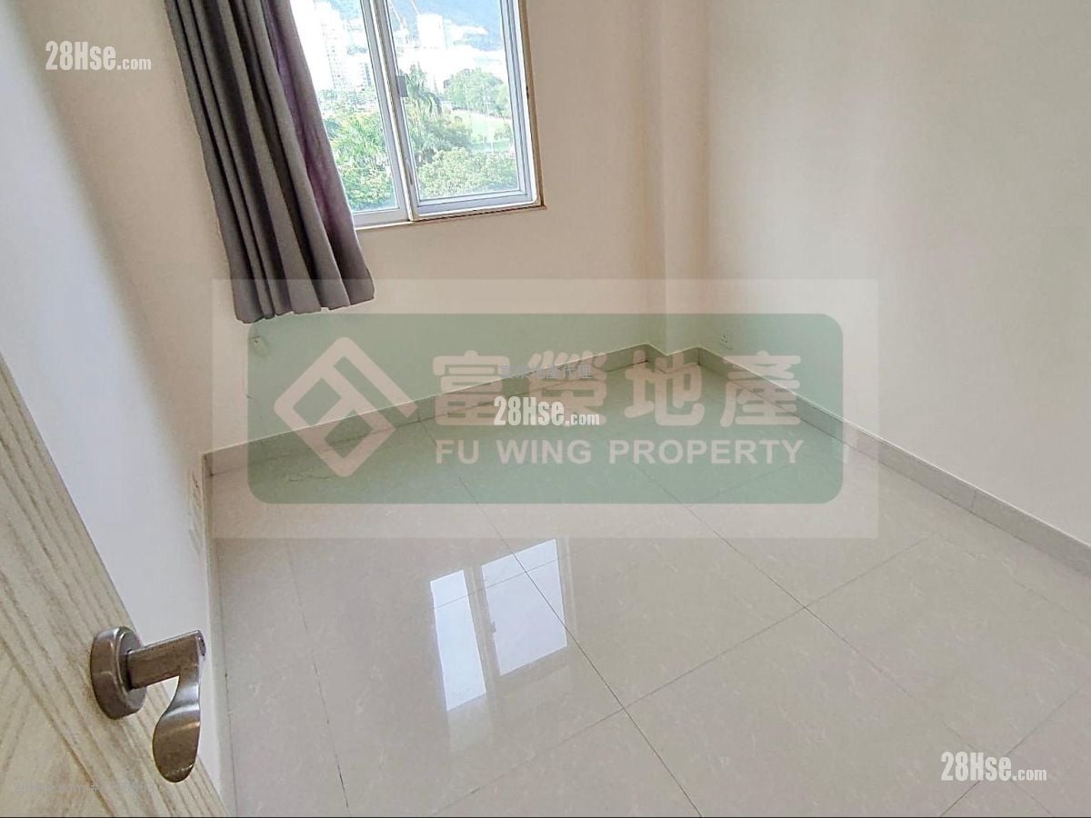 Kings Court Rental 1 Bedroom , 1 Bathroom 268 ft²