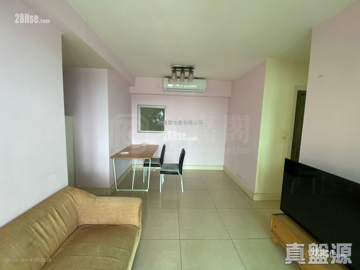 Central Park Towers Sell 2 Bedrooms , 1 Bathroom 498 ft²