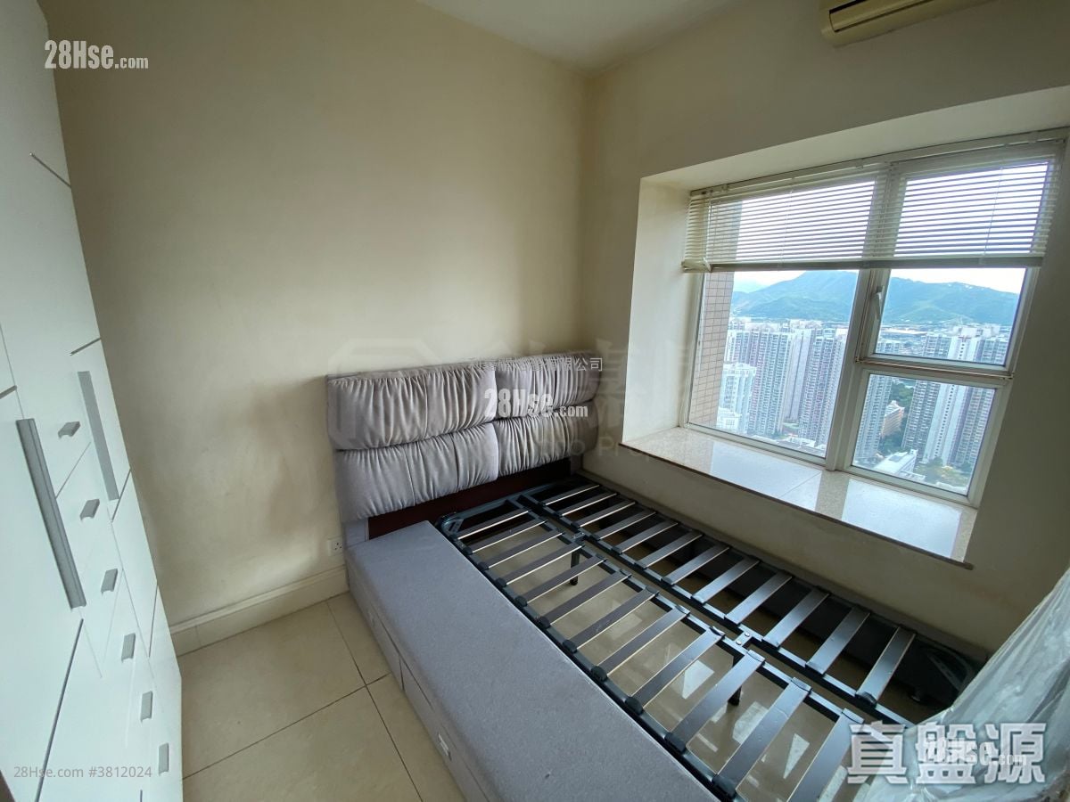 Central Park Towers Sell 2 Bedrooms , 1 Bathroom 498 ft²