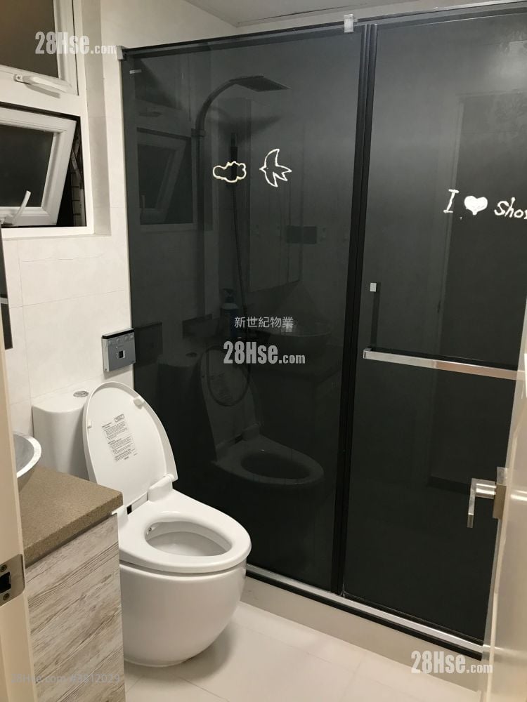 海峯园 售盘 3 房 , 2 浴室 833 平方尺