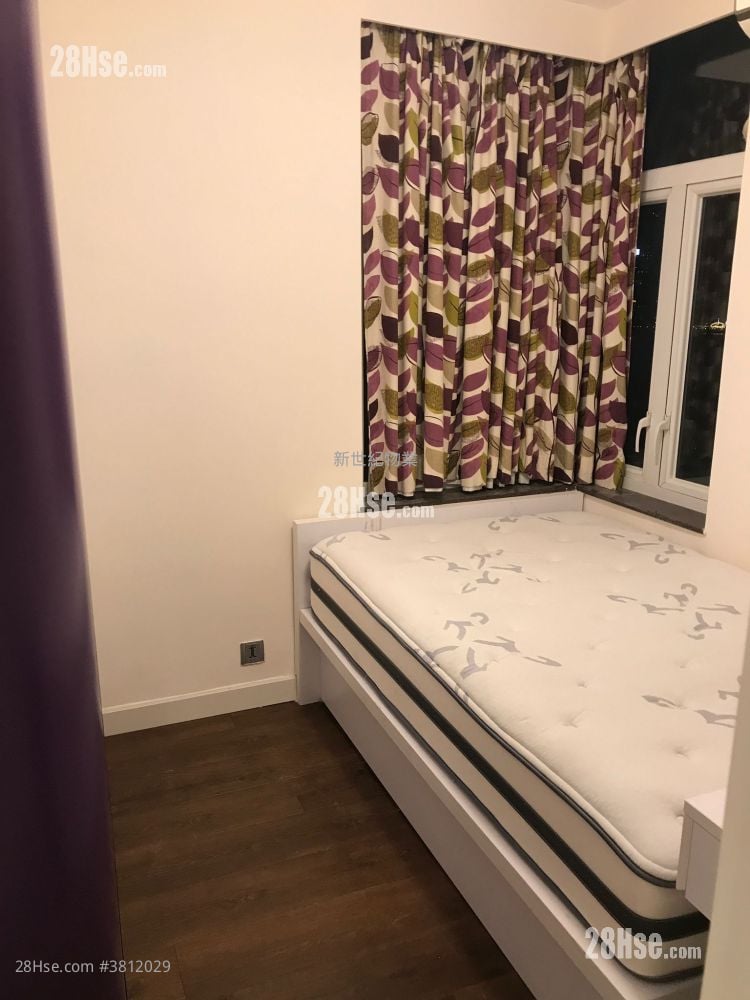 海峯园 售盘 3 房 , 2 浴室 833 平方尺