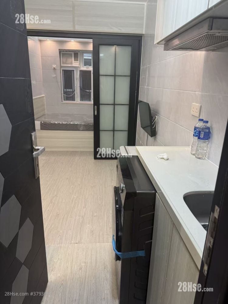 Chungking Mansion Rental 1 Bedroom , 1 Bathroom 150 ft²