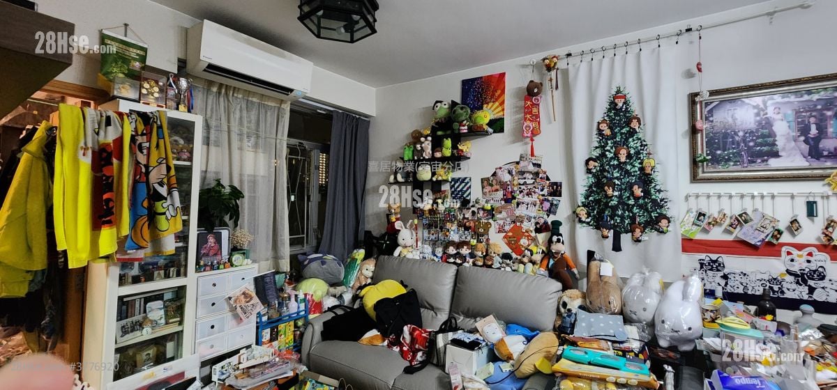 Scenic Court Sell 2 Bedrooms , 1 Bathroom 358 ft²