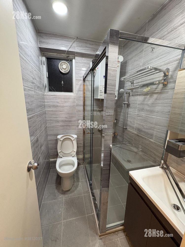 Yee On Building Rental 2 Bedrooms , 1 Bathroom 555 ft²